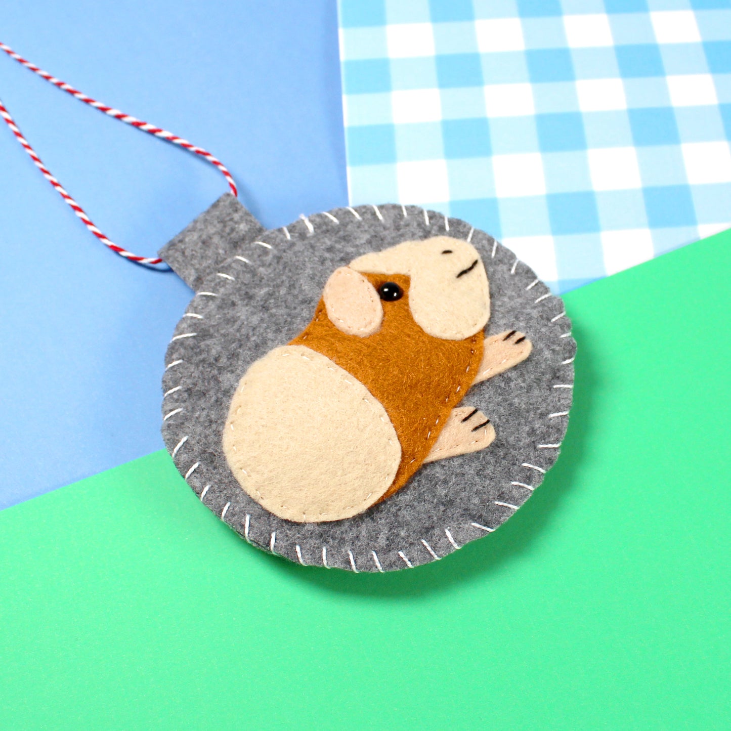 Felt Guinea Pig Cream & Caramel Decoration